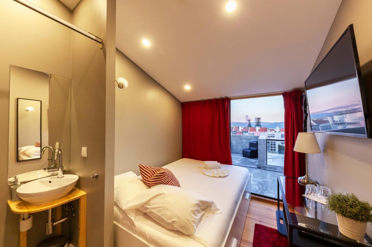 Hostel The Bridge Lissabon Exterior foto